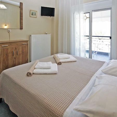 Funbeach Rooms Neos Marmaras Ngoại thất bức ảnh