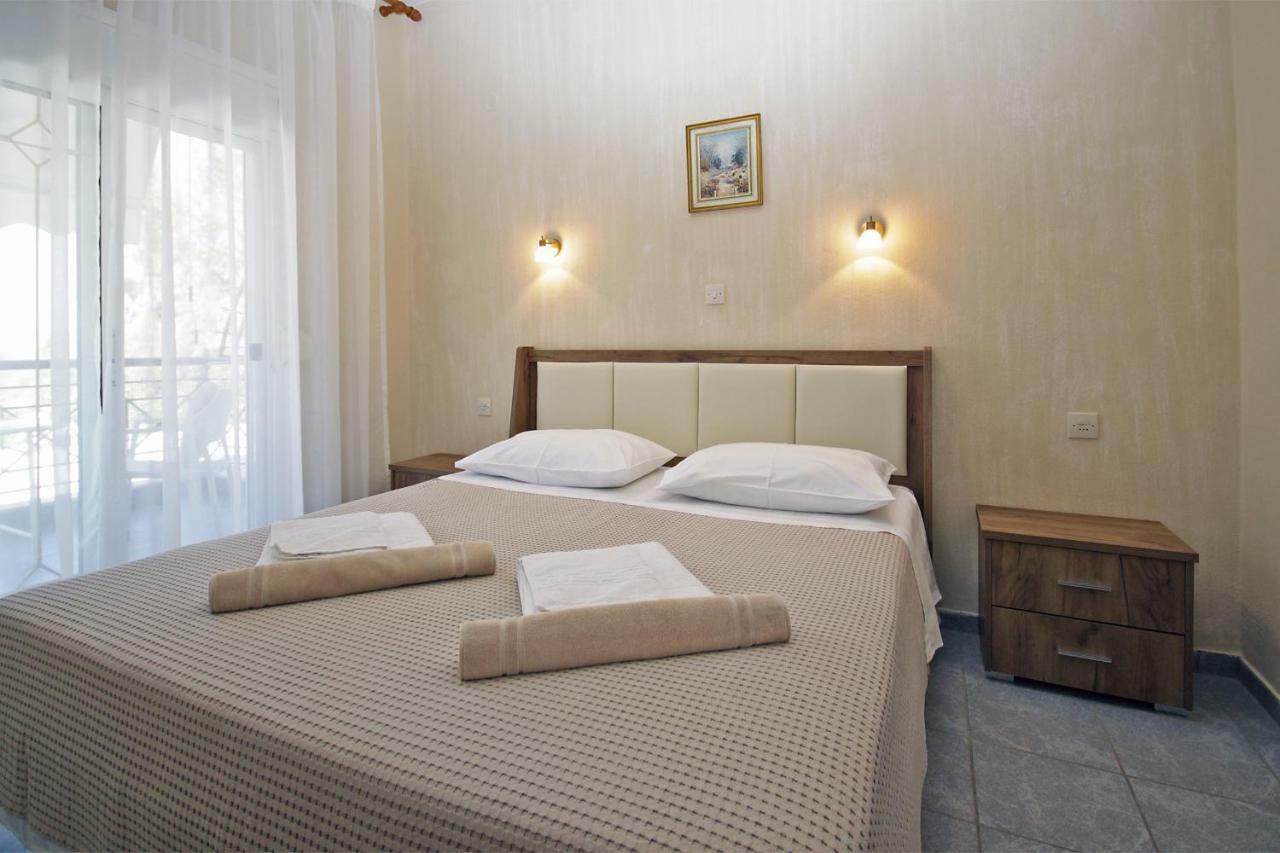 Funbeach Rooms Neos Marmaras Ngoại thất bức ảnh