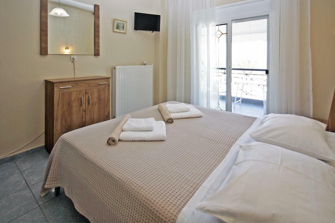 Funbeach Rooms Neos Marmaras Ngoại thất bức ảnh