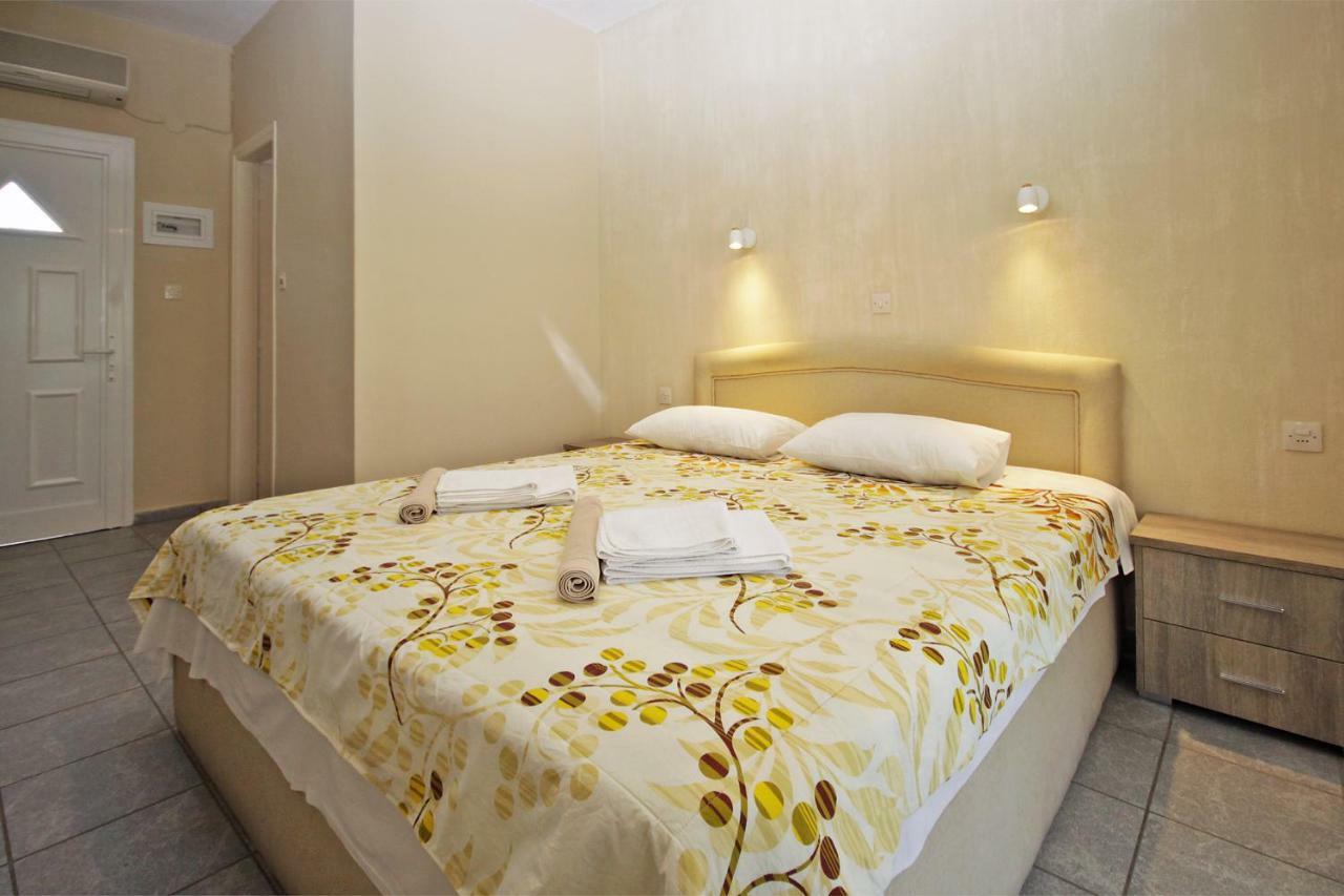 Funbeach Rooms Neos Marmaras Ngoại thất bức ảnh